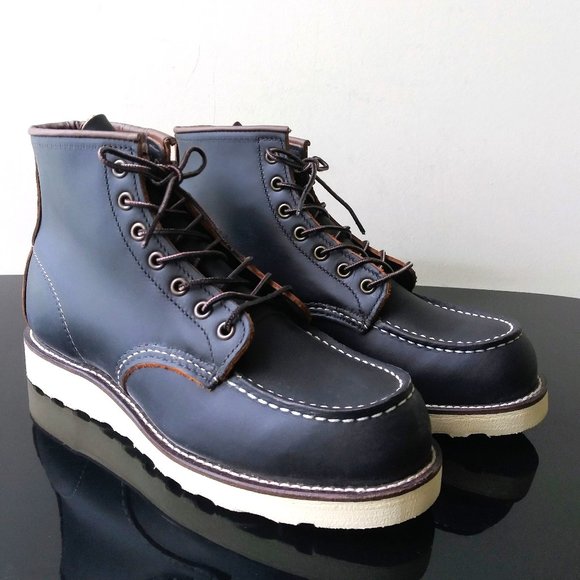 Red Wing Heritage Men's 6-inch Classic Moc in Black Made in USA - Picture 2 of 13